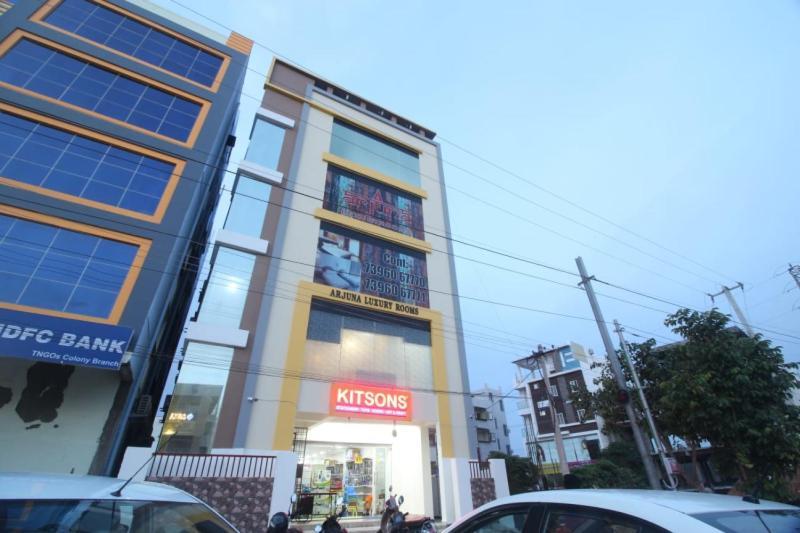 Arjuna Luxury Rooms Hyderabad Exteriör bild