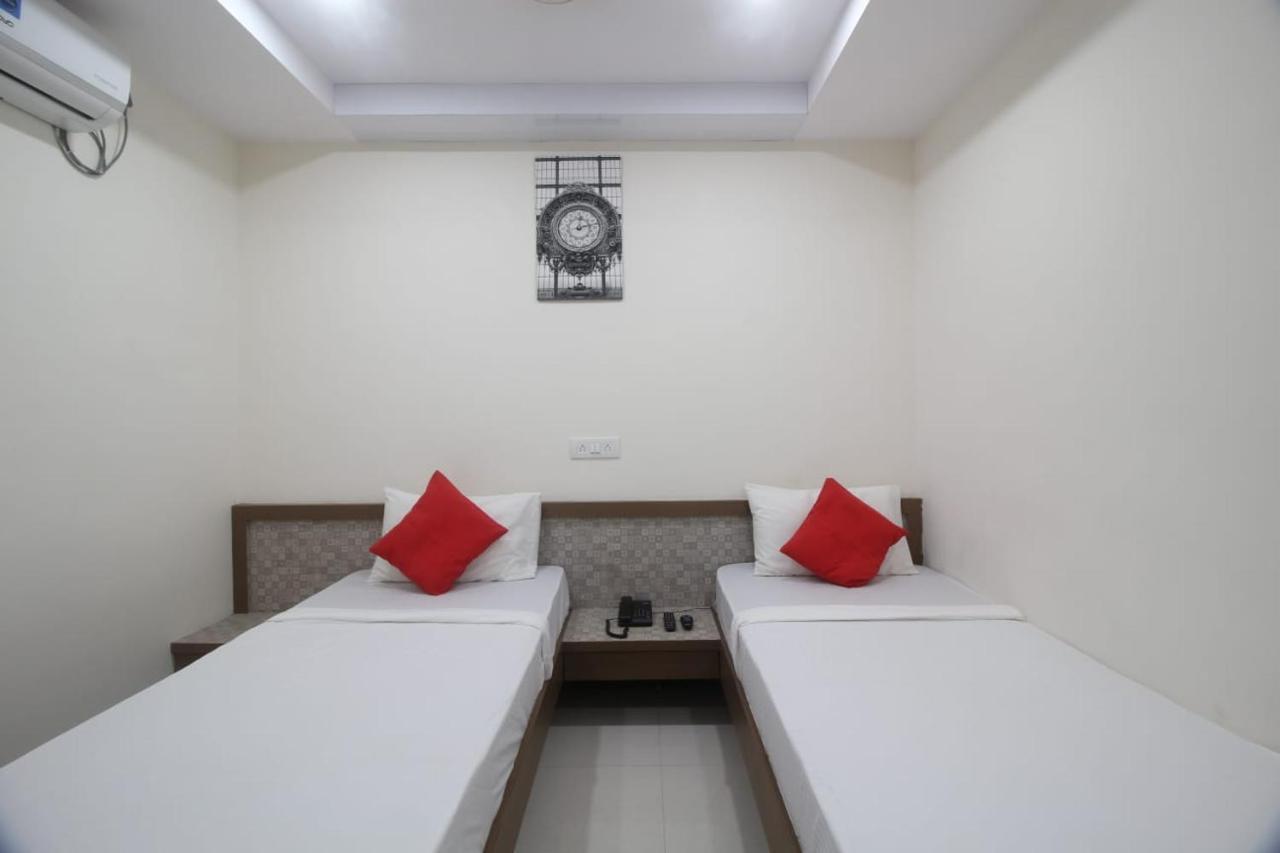 Arjuna Luxury Rooms Hyderabad Exteriör bild